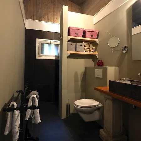 Puur Bed & Breakfast *