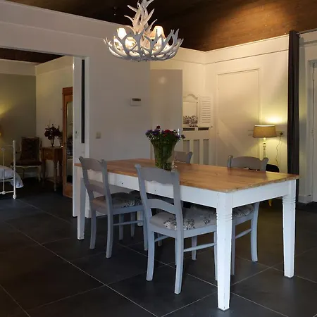 Bed & Breakfast Puur Den Dungen