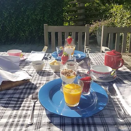 Puur Bed & Breakfast *